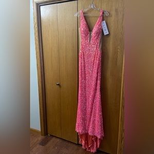 Prom dress- NEVER WORN